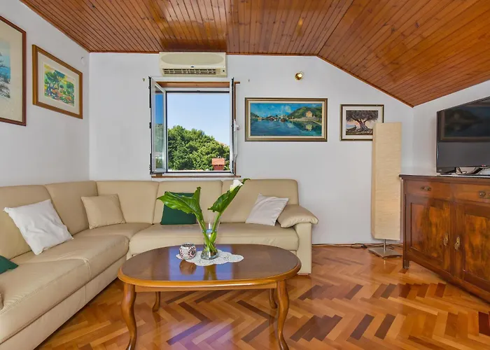 Apartments Marija Lapad